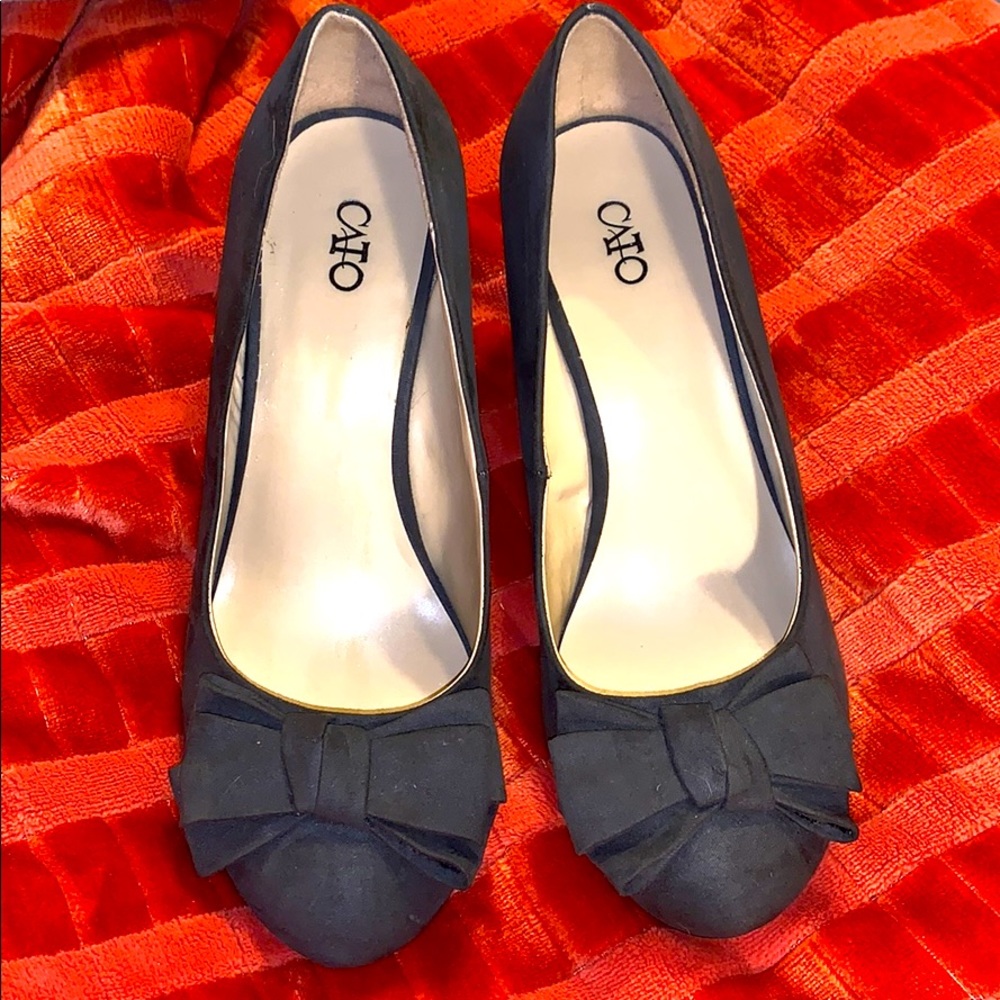 Suede appearance wedged shoes